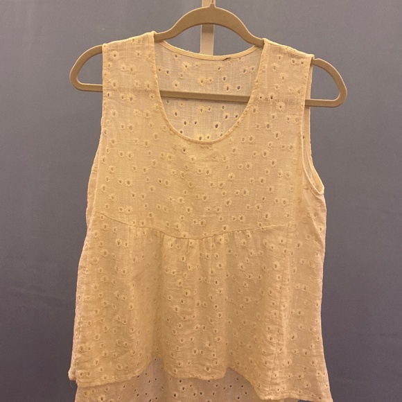 Free People Medium Size White Sleeveless Top - Picture 1 of 3